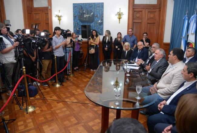 El Gobierno comprará 100 colectivos 0 kilómetro para líneas metropolitanas y rurales