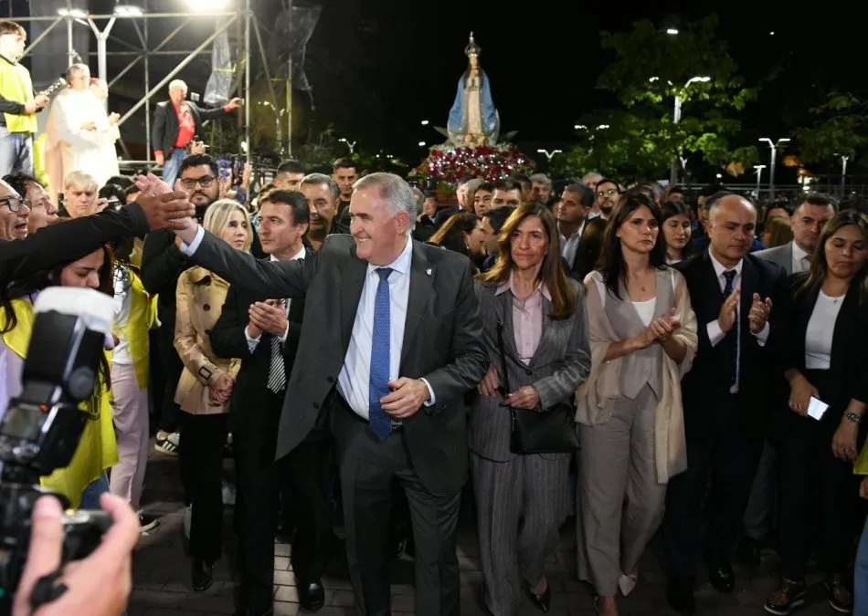 Jaldo acompañó a los tucumanos en el Día de la Inmaculada Concepción