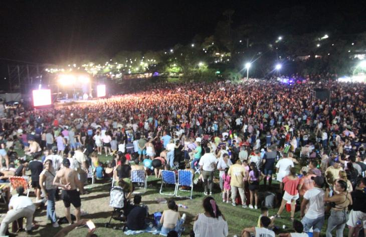 Más de 40 mil tucumanos festejaron el Carnaval de la Familia