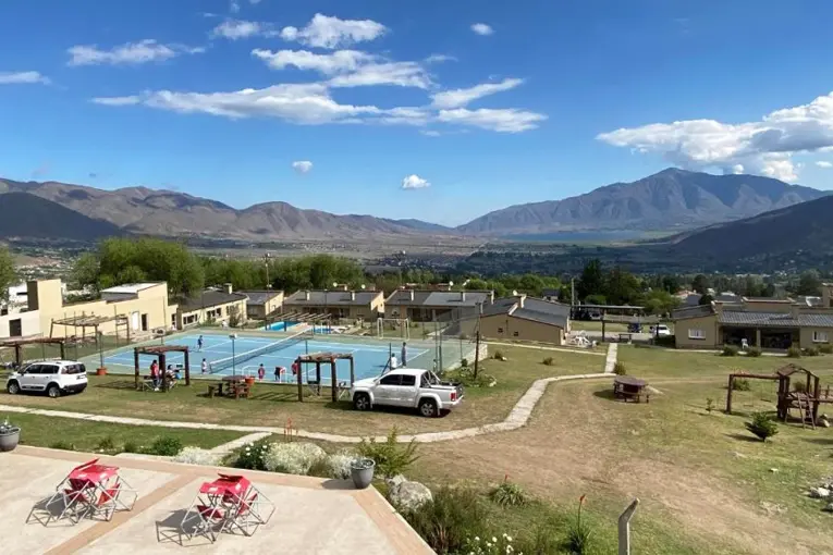 Tafí del Valle: el gobierno cerró un complejo de cabañas instalado en terrenos fiscales usurpados