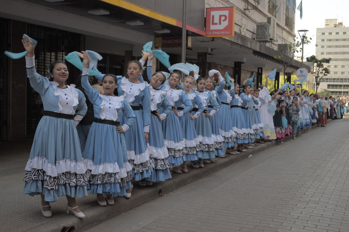 El Septiembre Musical cierra con un gran despliegue folklórico en Plaza Independencia
