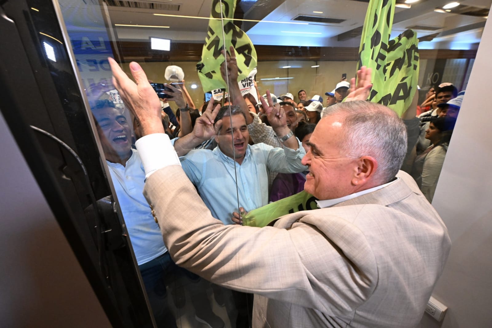 «Osvaldo Jaldo encarna un proyecto político provincial muy diferente al del nacional»