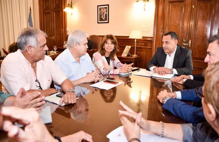 Recomposición salarial: desde hoy comienza el diálogo con los gremios