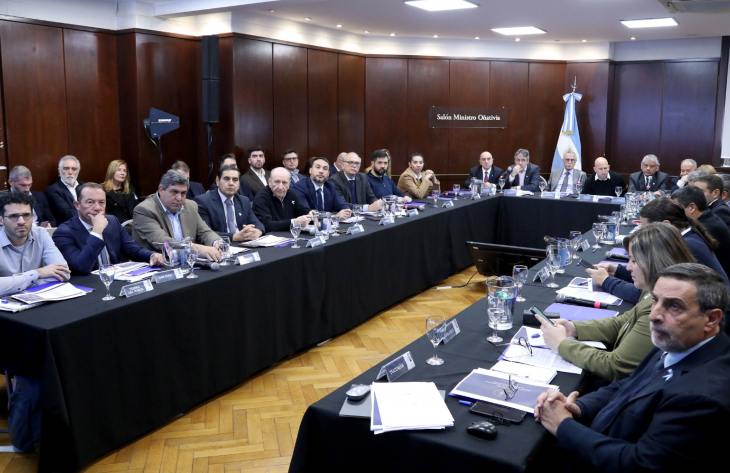 Garantizaron la provisión de vacunas y medicamentos de alto costo
