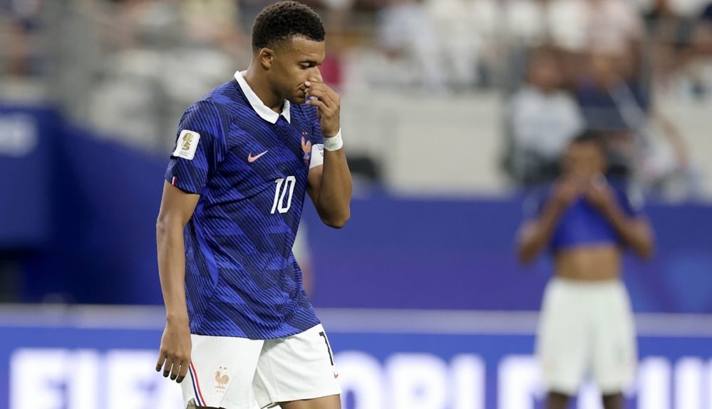 En la concentración de Francia, Mbappé sufre una depresión