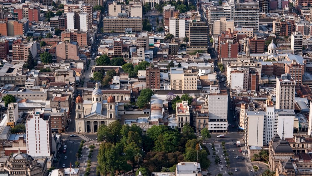 Déficit habitacional en Tucumán: el IPV diseñó un plan para reactivar más de 800 viviendas desocupadas